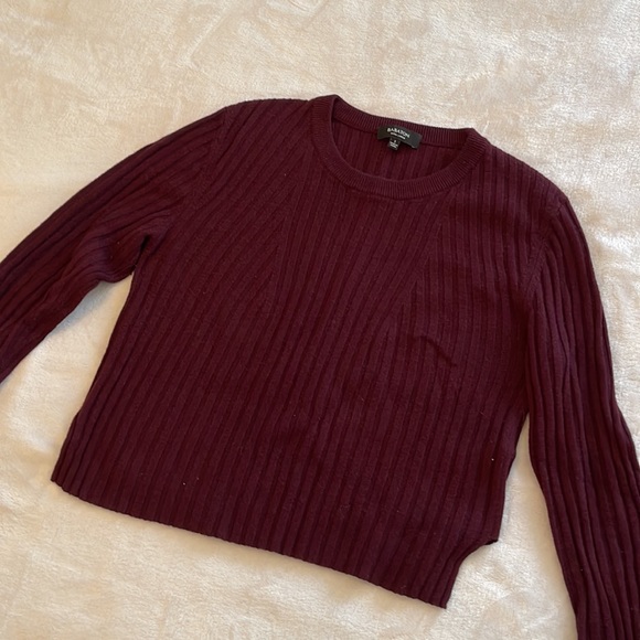 Burgundy cropped sweater - Picture 3 of 4